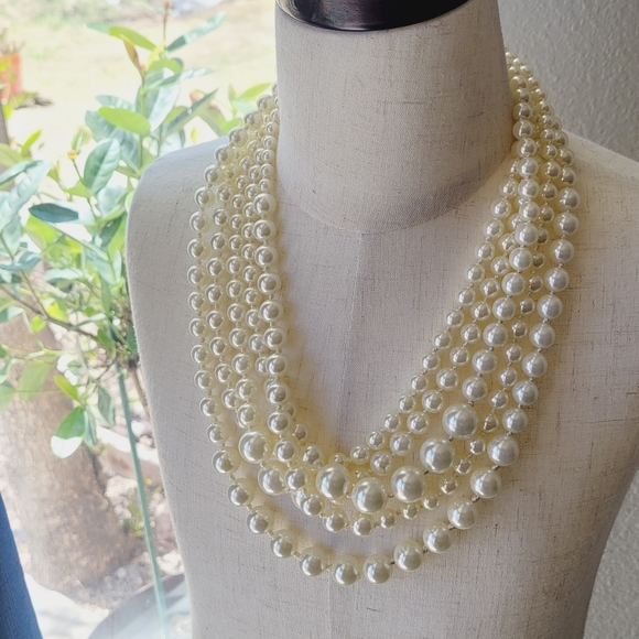 J. Crew Twisted Hammock Pearl Necklace - Picture 1 of 11